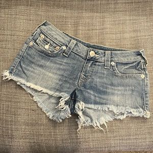 True Religion Short Size 27